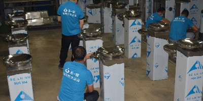 園林景觀建造公司怎樣選擇公園景區(qū)飲水臺(tái)