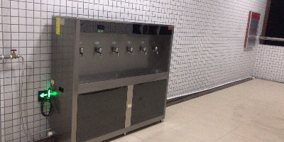 圣藍(lán)校園直飲水機(jī)：為學(xué)生提供安全飲水