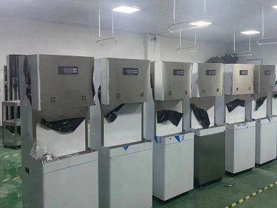 方艙醫(yī)院直飲水機(jī)選擇圣藍(lán)凈水設(shè)備公司