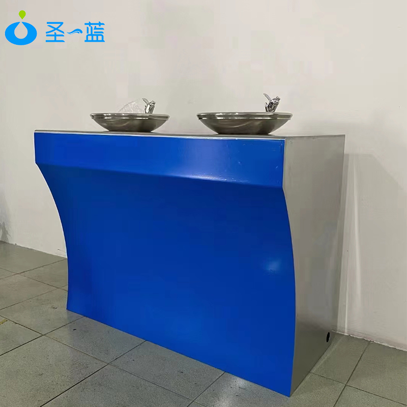 圣藍(lán)凈水設(shè)備公司-戶外直飲水機(jī)