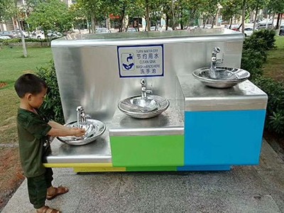 幼兒園用戶外公共洗手臺-圣藍凈水設(shè)備公司