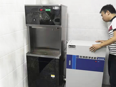 安裝幼兒園直飲水機，就選圣藍(lán)！