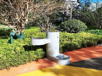 東莞植物園區(qū)增設(shè)戶外飲水臺，提升游客體驗與環(huán)保理念