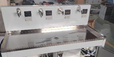 學(xué)校引入智能刷卡直飲水機(jī)，提升師生飲水品質(zhì)與安全